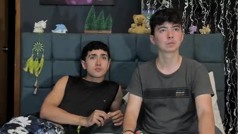 Alex and Camilo online show from 01/06/25, 12:16