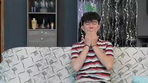 Alex and Camilo online show from 03/11/25, 10:09