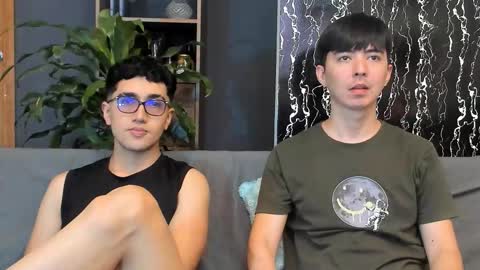 Alex and Camilo online show from 09/22/25, 08:44