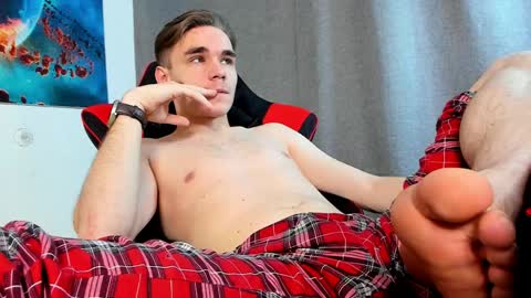 Max online show from 02/03/25, 02:14