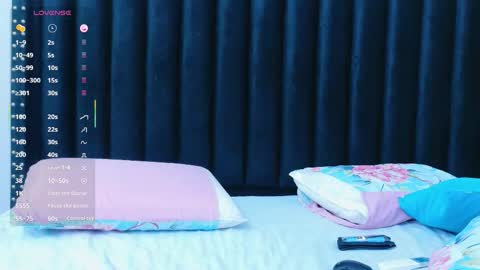 Snapshot of hornybarelylegalgirl chatting on 02/06/26, 12:30 Khloe online show from 02/06/26, 12:30