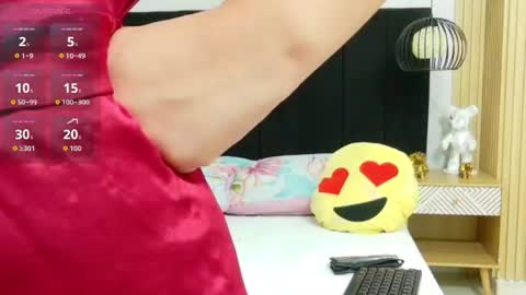 Khloe  online show from 07/19/26, 11:47