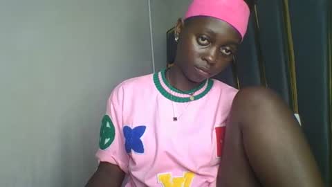 Bella online show from 11/18/25, 09:19