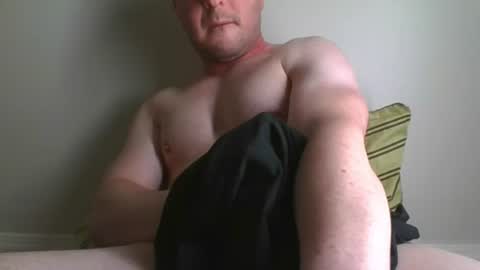 Snapshot of hornycockst1 chatting on 06/12/26, 06:40 hornycockst1 online show from 06/12/26, 06:40