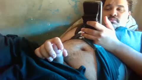 Snapshot of hornycoco19981 chatting on 01/15/26, 04:28 hornycoco19981 online show from 01/15/26, 04:28