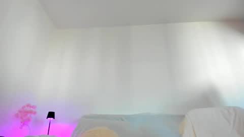 Emma online show from 11/03/25, 09:32