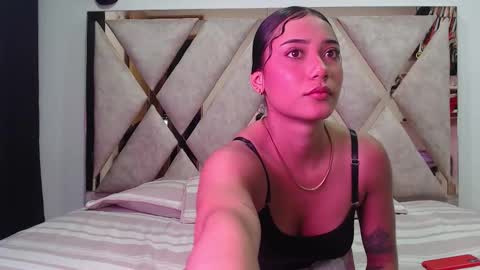 Snapshot of hornygirl_20000 chatting on 10/12/25, 11:37 hornygirl_20000 online show from 10/12/25, 11:37