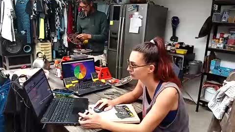 Nix  D online show from 10/12/25, 10:58