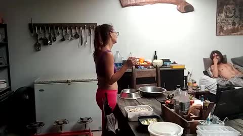 Nix  D online show from 11/04/25, 06:01