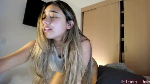 Snapshot of hornyholly__ chatting on 02/22/26, 07:56 Holly online show from 02/22/26, 07:56