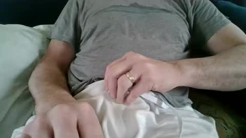 hornyhubby1001 online show from 04/19/26, 03:44