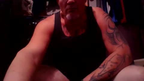 hornyhungwhiteboy4u269 online show from 11/03/25, 01:19