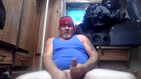 hornyhungwhiteboy4u269 online show from 04/22/26, 08:10