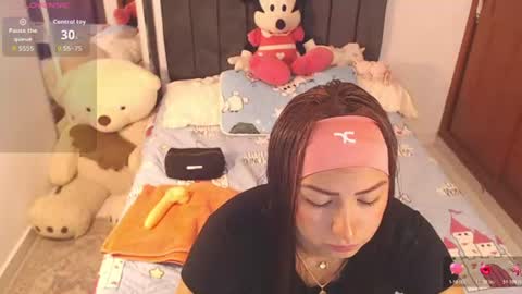 Snapshot of hornymillf_ chatting on 06/18/26, 02:54 C I A R A online show from 06/18/26, 02:54