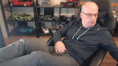 Snapshot of hornynthick70 chatting on 02/11/25, 09:25 hornynthick70 online show from 02/11/25, 09:25