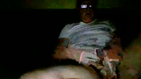 Snapshot of hornyoldman2558 chatting on 06/26/26, 02:32 hornyoldman2558 online show from 06/26/26, 02:32