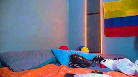 hornyshow1 online show from 05/26/26, 12:23
