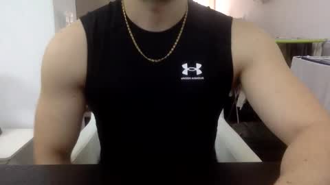 Snapshot of hornyspaniard93 chatting on 01/07/26, 01:46 hornyspaniard93 online show from 01/07/26, 01:46