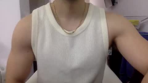 Snapshot of hornyspaniard93 chatting on 01/11/26, 03:17 hornyspaniard93 online show from 01/11/26, 03:17