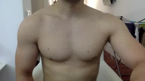Snapshot of hornyspaniard93 chatting on 06/29/26, 01:11 hornyspaniard93 online show from 06/29/26, 01:11
