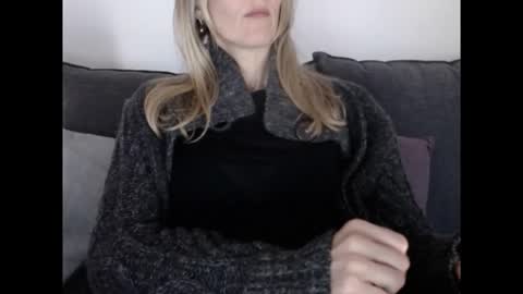 Snapshot of hornyssima chatting on 04/24/26, 09:12 Hornyssima online show from 04/24/26, 09:12