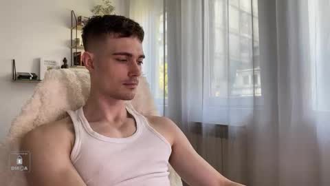 hornytwunk01 online show from 09/21/25, 11:34