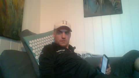 Snapshot of hornyvikingoe chatting on 02/02/25, 02:24 hornyvikingoe online show from 02/02/25, 02:24
