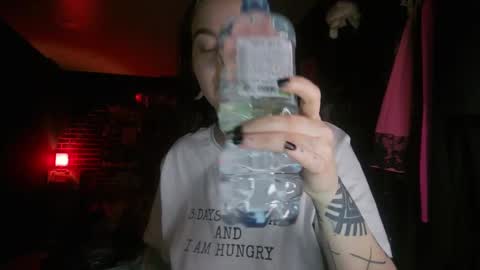 Snapshot of horror_circus chatting on 12/13/24, 03:16 Messalina Horror online show from 12/13/24, 03:16