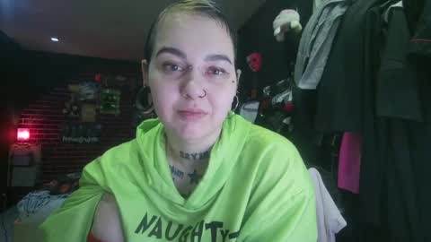 Snapshot of horror_circus chatting on 01/01/25, 05:33 Messalina Horror online show from 01/01/25, 05:33