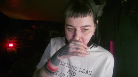 Snapshot of horror_circus chatting on 01/06/25, 11:40 Messalina Horror online show from 01/06/25, 11:40