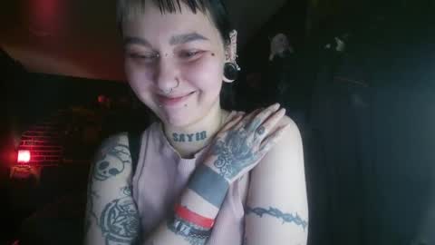 Snapshot of horror_circus chatting on 02/16/25, 03:04 Messalina Horror online show from 02/16/25, 03:04