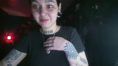 Snapshot of horror_circus chatting on 02/18/25, 01:10 Messalina Horror online show from 02/18/25, 01:10