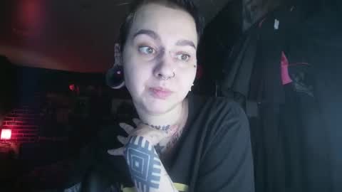 Snapshot of horror_circus chatting on 03/06/25, 08:08 Messalina Horror online show from 03/06/25, 08:08