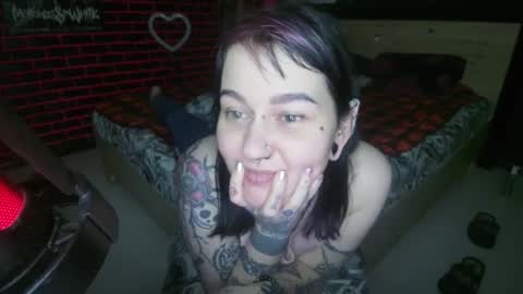 Snapshot of horror_circus chatting on 09/14/25, 05:17 Messalina Horror online show from 09/14/25, 05:17