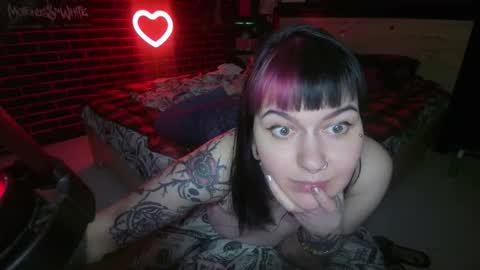 Snapshot of horror_circus chatting on 09/16/25, 05:36 Messalina Horror online show from 09/16/25, 05:36