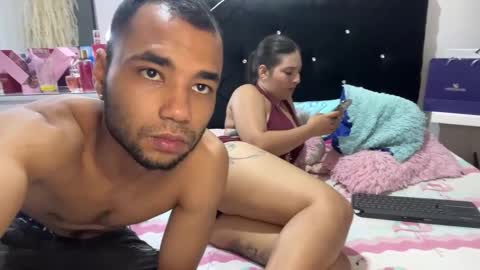 hot2gether69 online show from 03/15/26, 11:33