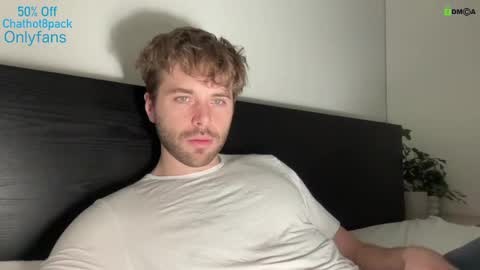 Edward aka Wolf online show from 12/31/24, 08:23