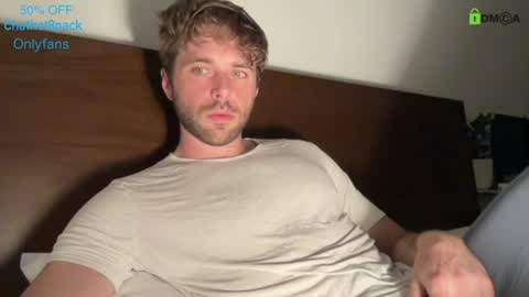 Snapshot of hot8pack01 chatting on 06/17/26, 10:00 Edward aka Wolf online show from 06/17/26, 10:00