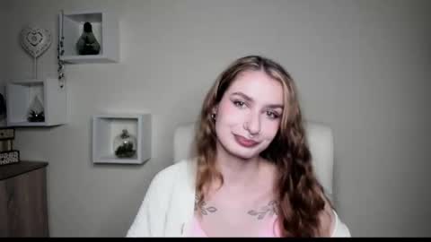 NINA online show from 10/27/25, 06:50