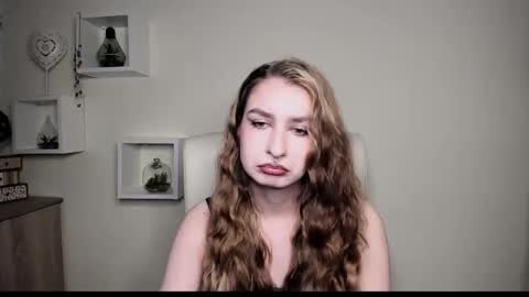 NINA online show from 10/29/25, 06:37