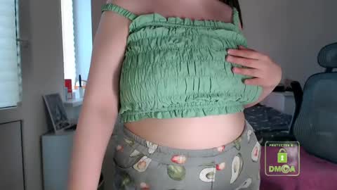Lila online show from 05/17/26, 02:46
