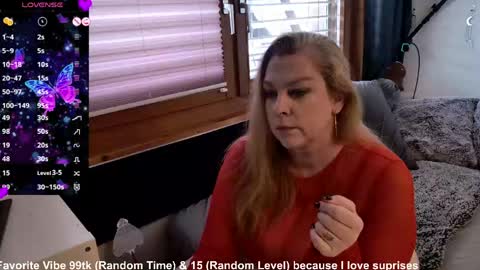 Snapshot of hot_beautiful_milf chatting on 05/12/26, 07:49 Joy online show from 05/12/26, 07:49