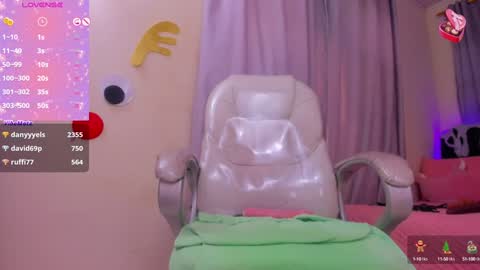 VALENTINA online show from 12/28/24, 01:49