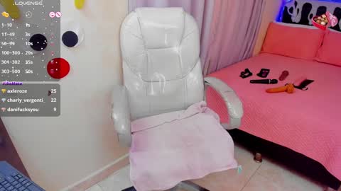 VALENTINA online show from 01/08/25, 01:41