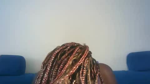 Millie online show from 02/12/25, 02:10