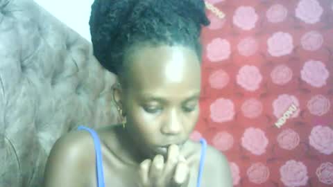 Millie online show from 10/04/25, 01:20