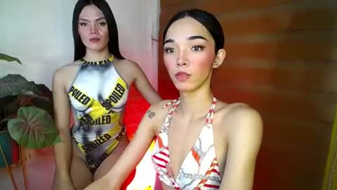 Snapshot of hot_cassandra69 chatting on 07/20/26, 10:39 hot_cassandra69 online show from 07/20/26, 10:39