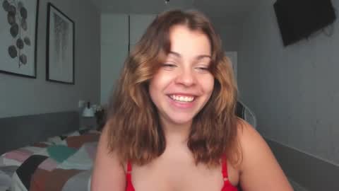LiluCaroline online show from 02/16/25, 01:38