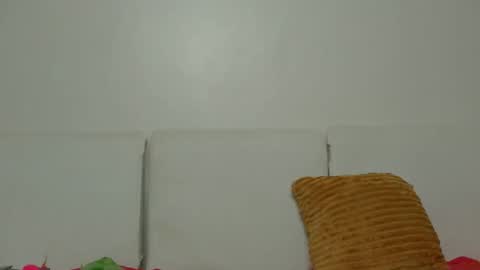 Snapshot of hot_chiqqq chatting on 05/19/26, 02:45 hot_chiqqq online show from 05/19/26, 02:45