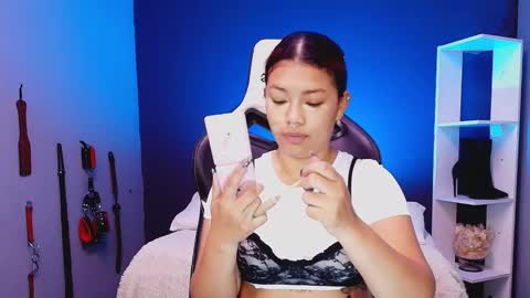 hot chocolate 4u online show from 11/15/25, 12:34